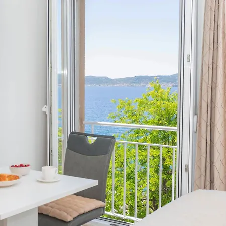 Appartamento Sea View Old Town By Riva Zara